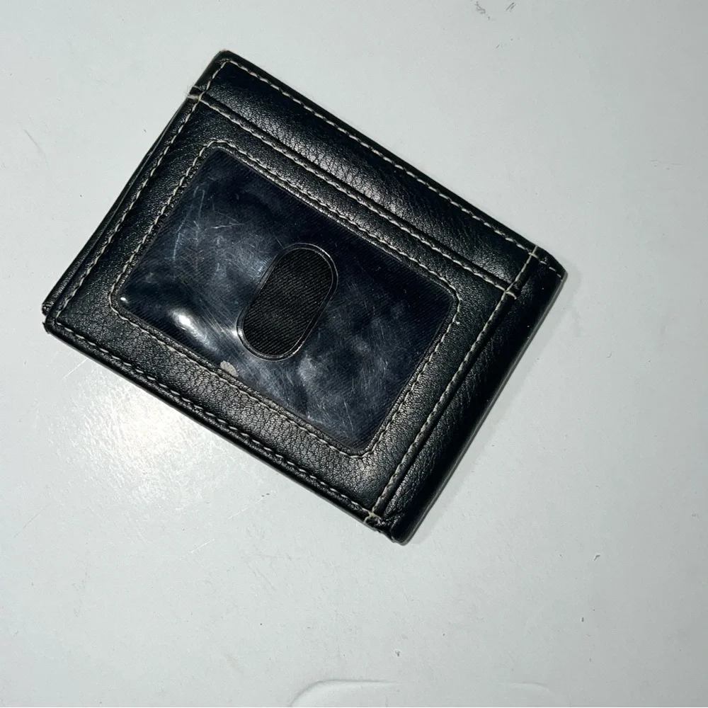 Steve Madden Minimal Black Leather Bi-Fold Mans Wallet